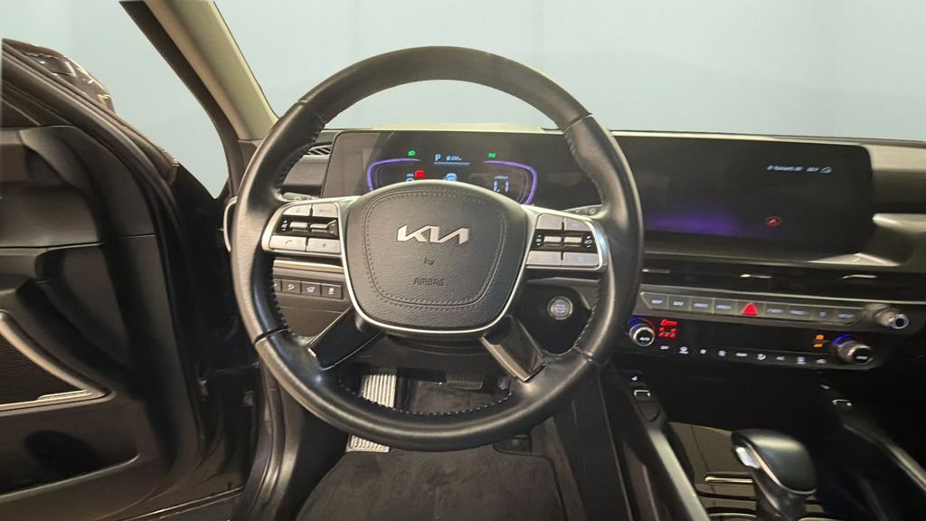 Used 2025 Gray Kia S image 12