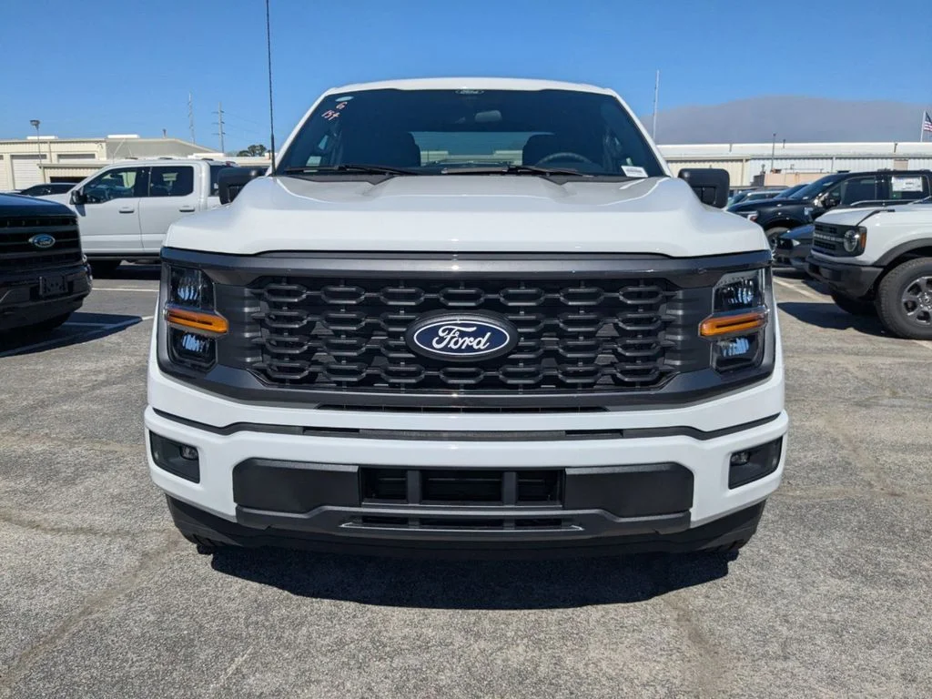 New 2026 Oxford White Ford STX image 9