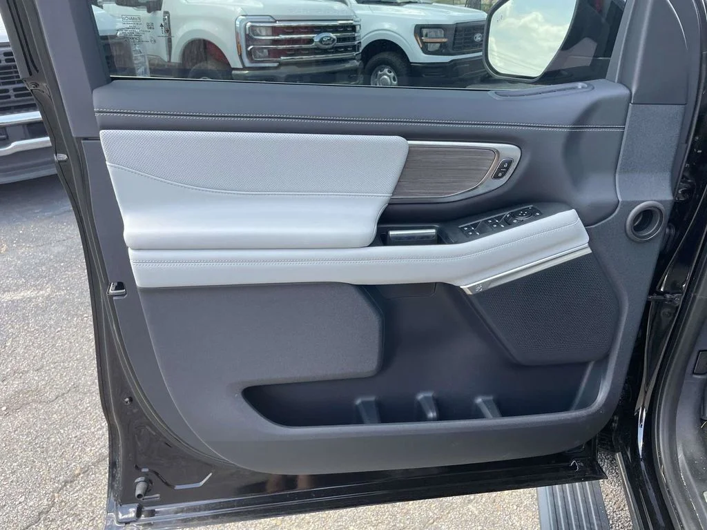 New 2026 Agate Black Metallic Ford Platinum® image 15