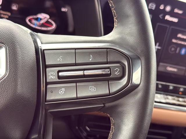Used 2024 Gray GMC AT4 image 17
