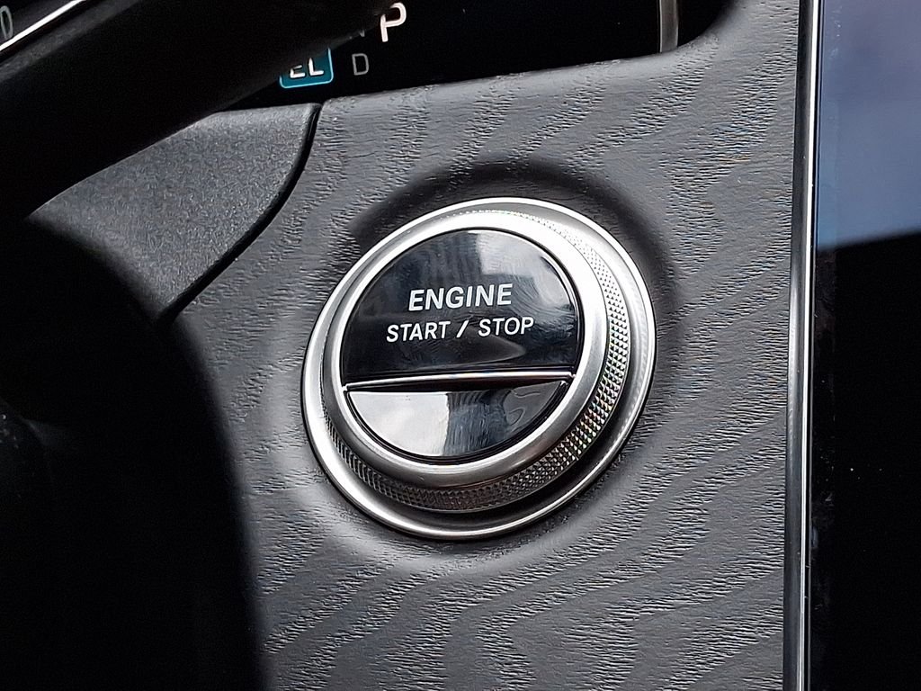 2027 Mercedes-Benz AMG® E 53 Hybrid Sedan AWD 4MATIC® photo 19