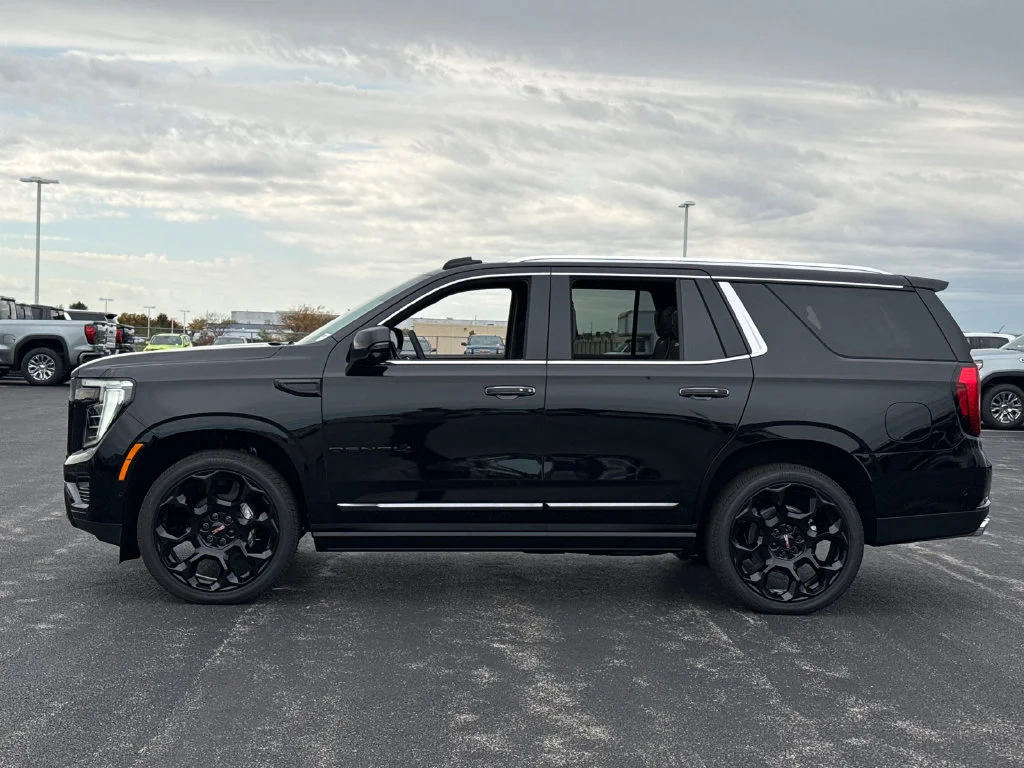 2026 GMC Yukon Denali Ultimate - Photo 7