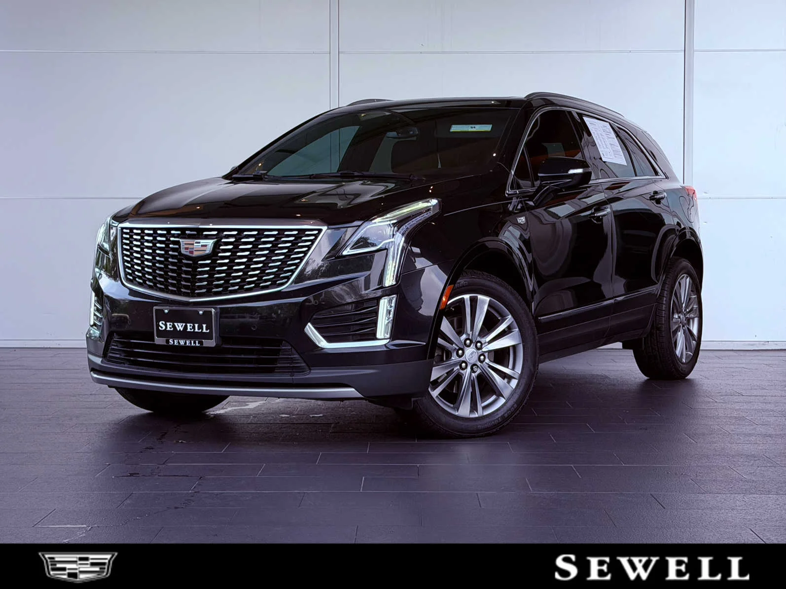 2024 Cadillac XT5 FWD Premium Luxury's photo