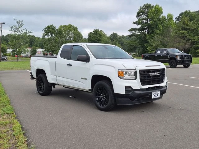 Used 2021 White GMC Elevation Standard image 15