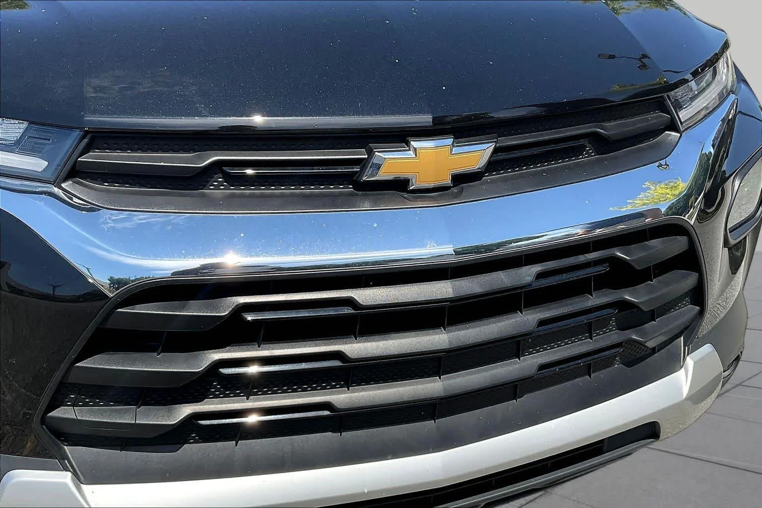Used 2023 Mosaic Black Metallic Chevrolet LT image 57
