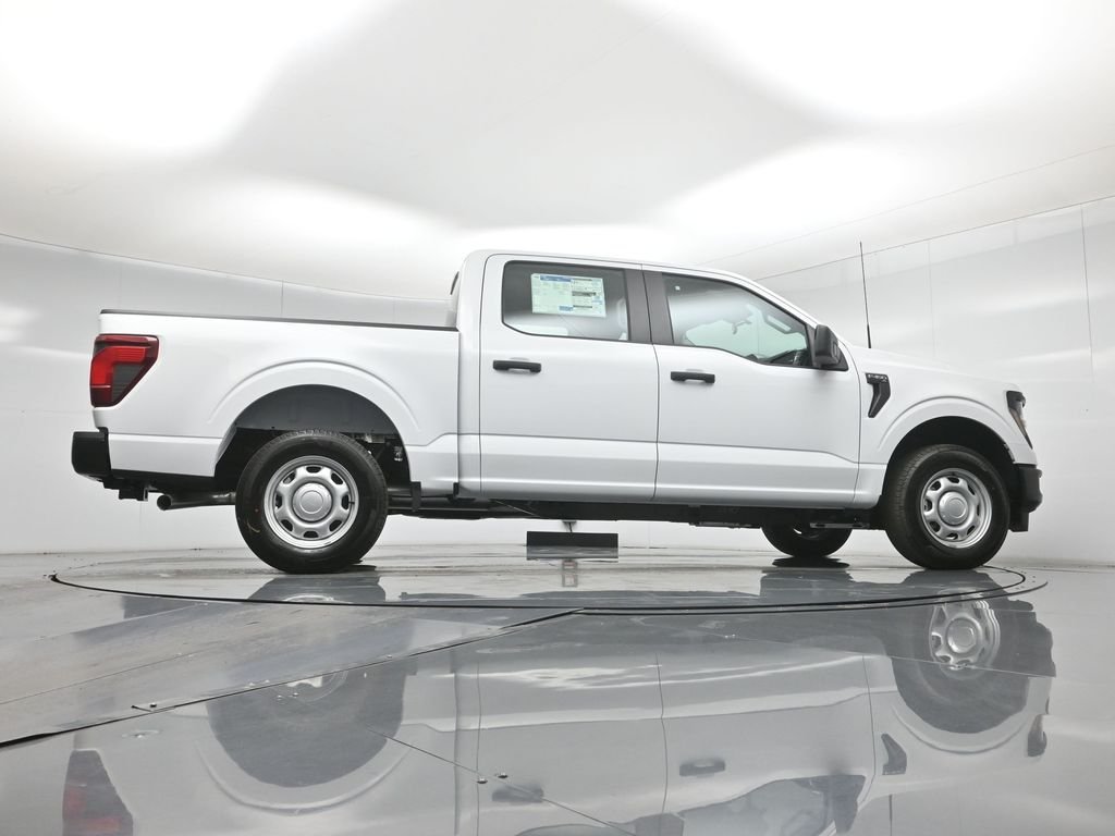 New 2026 Oxford White Ford XL image 44