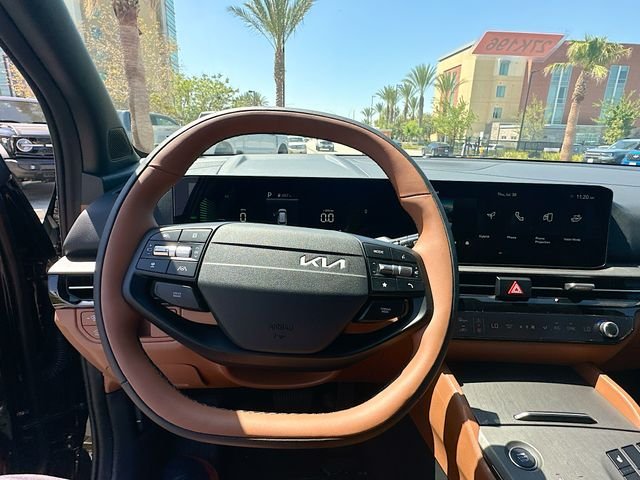 New 2027 Fusion Black Kia X-Line image 11