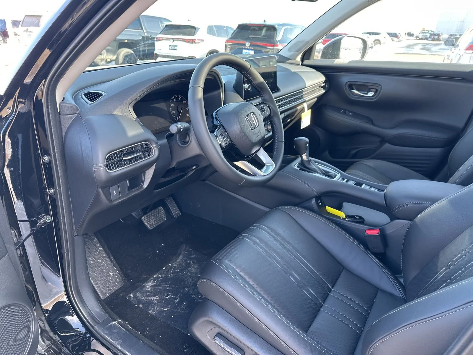 2026 Honda HR-V EX-L - Photo 12