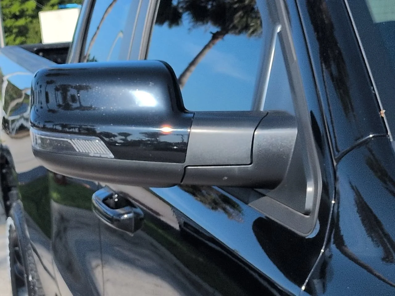 Used 2023 Diamond Black Ram Big Horn image 11