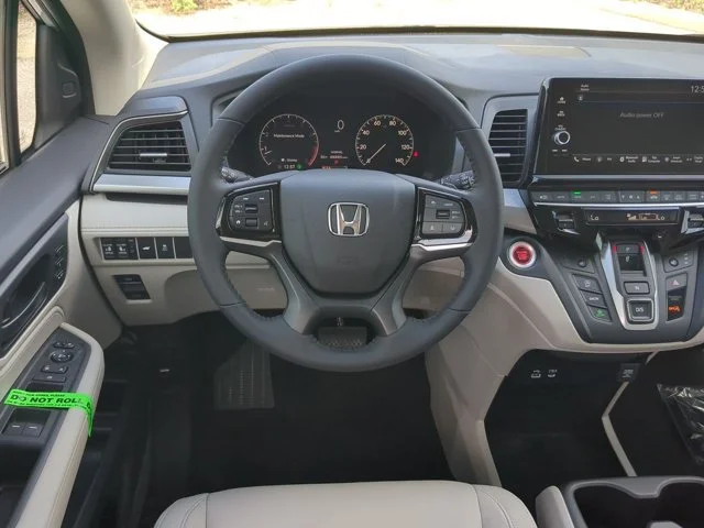 New 2027 Platinum White Pearl Honda EX-L image 14