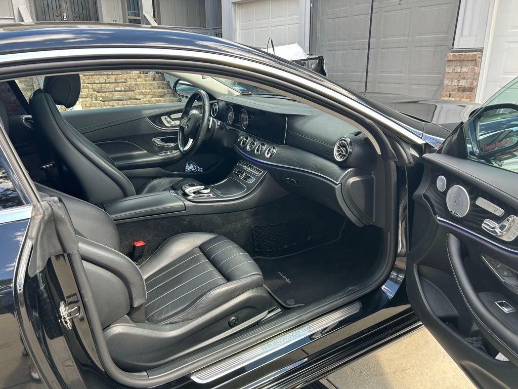 Used 2018  Mercedes-Benz E 400 image 2