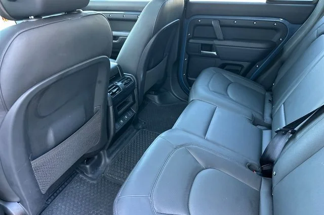 Certified Used 2025 Blue Land Rover X-Dynamic SE image 11