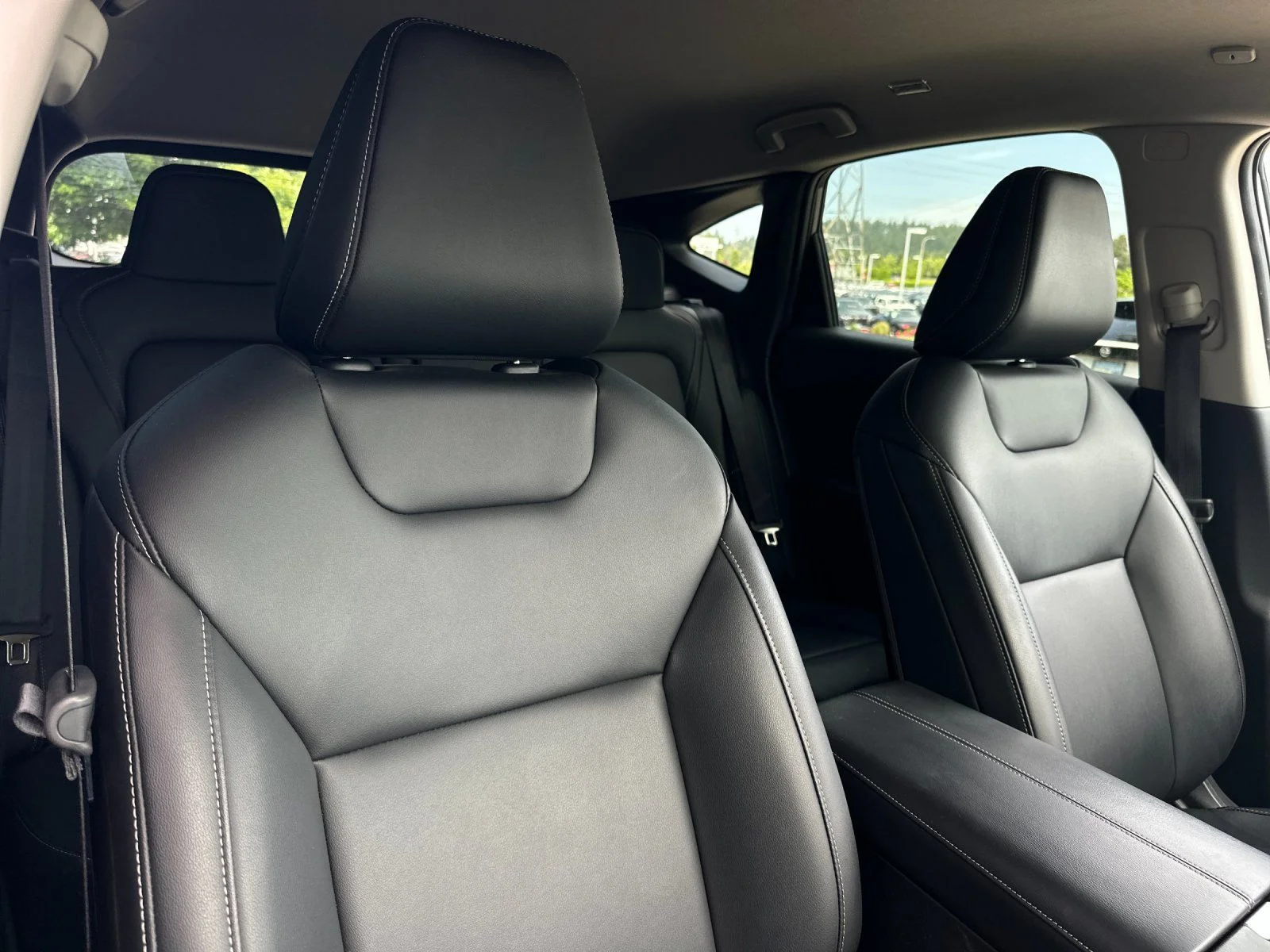 Used 2025 Gun Metallic Nissan SV image 15