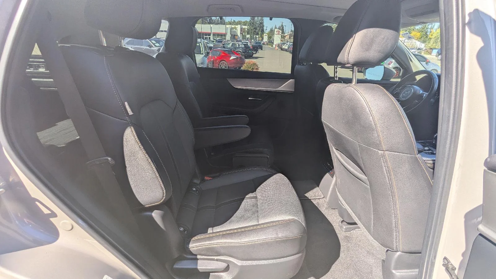 Certified Used 2024 Platinum Quartz Mazda 3.3 Turbo Premium image 18