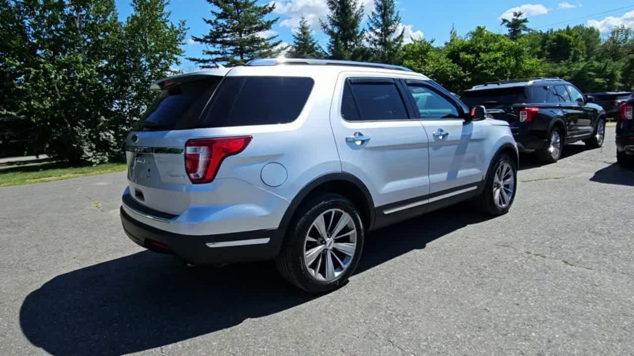 Used 2018 Ingot Silver Ford Limited image 9