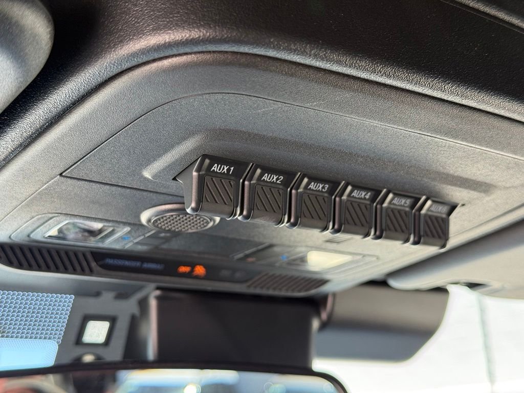 New 2026 Avalanche Gray Ford Badlands® image 10