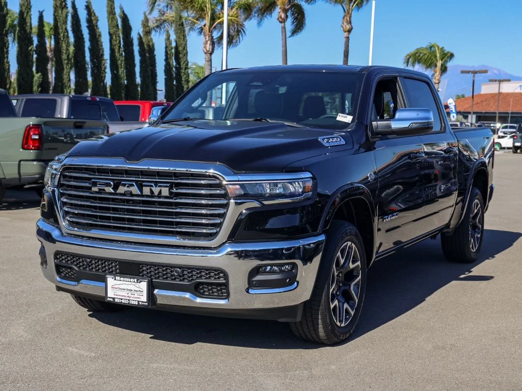 New 2026 Diamond Black Crystal Pearl-Coat Exterior Paint RAM Laramie image 7