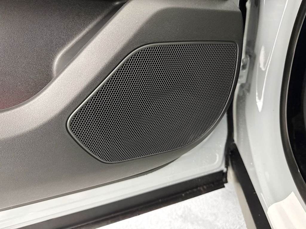 New 2026 Arroios Grey Land Rover Belgravia Edition image 19