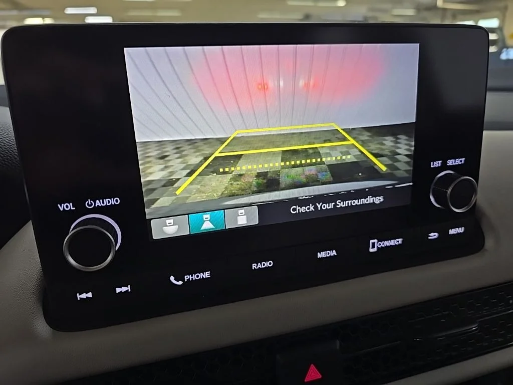 Used 2023 Gold Honda LX image 23