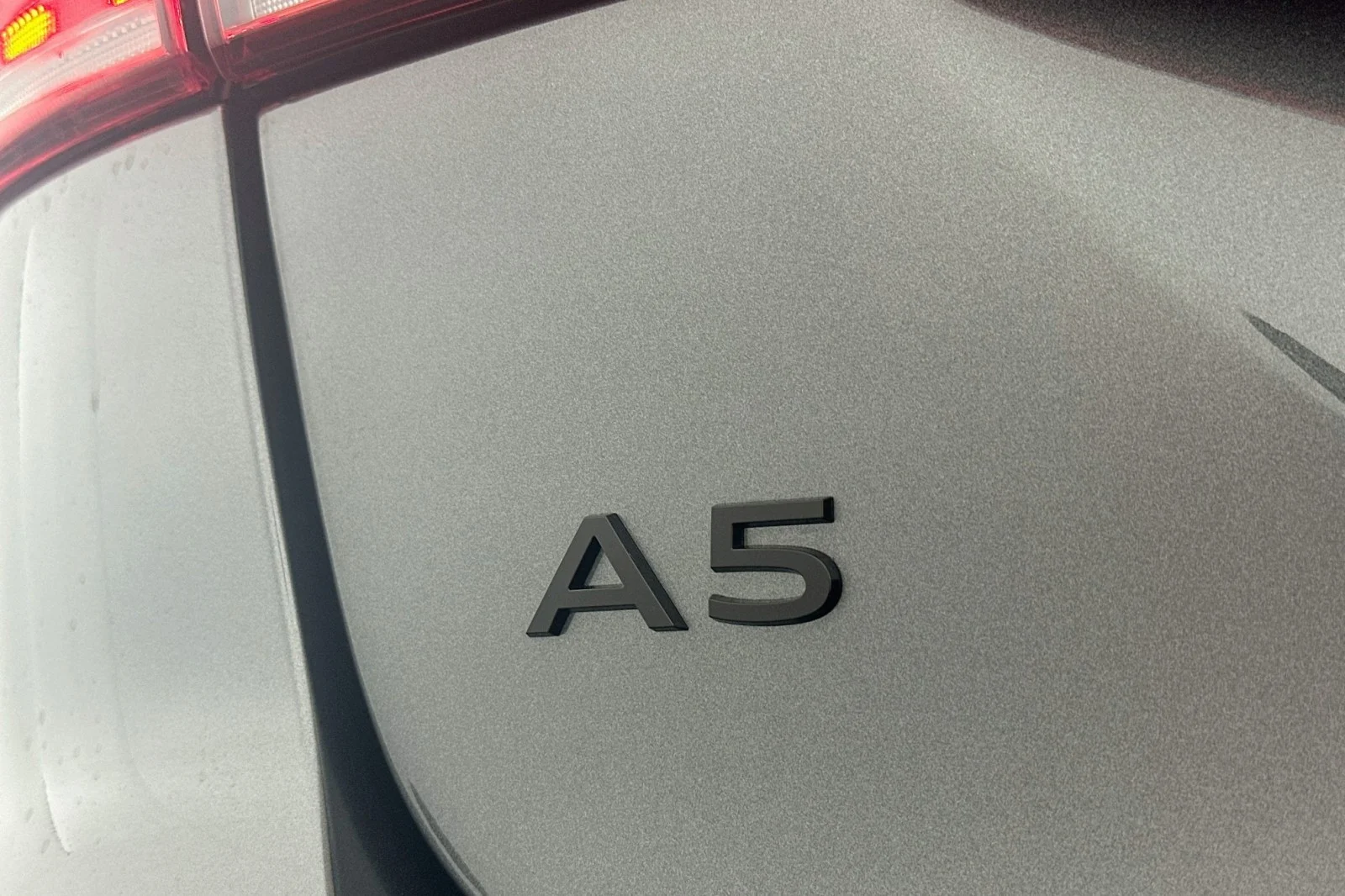 New 2026 Daytona Gray Pearl Effect Audi Premium Plus image 9