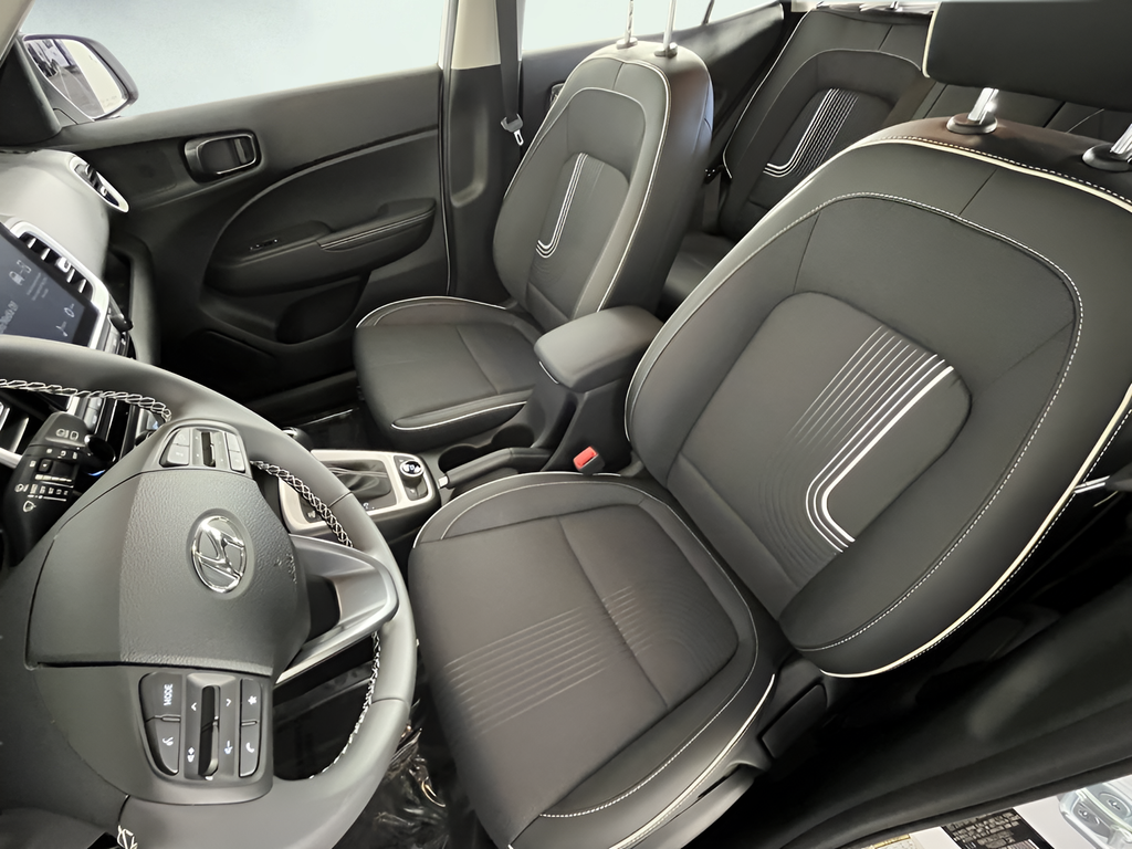 2026 Hyundai Venue SEL - Photo 21