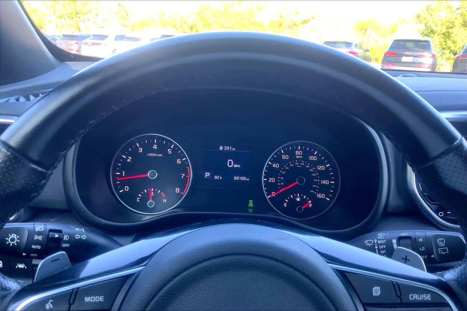 Used 2022 Hyper Red Kia Nightfall image 25