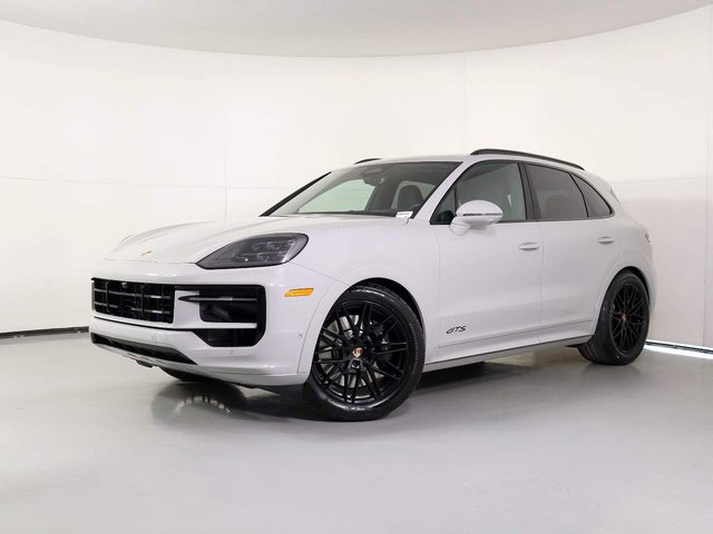 2026 Porsche Cayenne GTS
