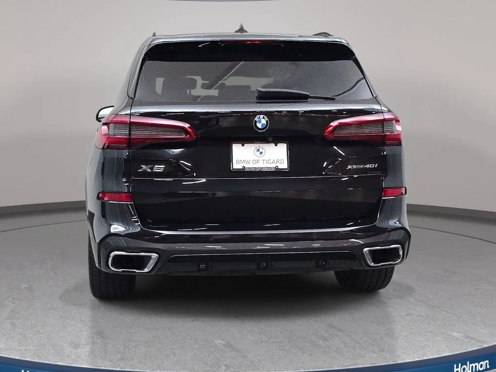 Used 2020 Black Sapphire Metallic BMW xDrive40i image 7