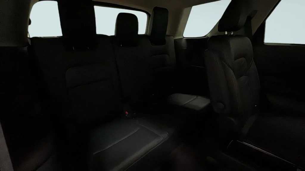 Used 2024 Gray Nissan Platinum image 16