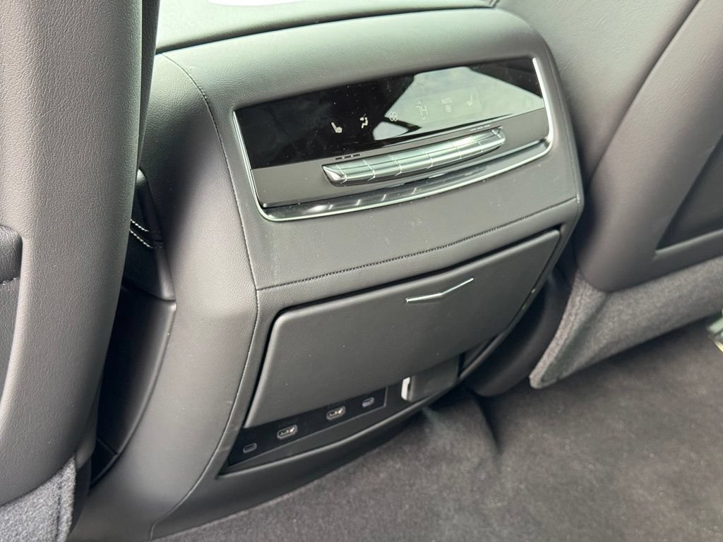 2026 Cadillac Escalade ESV Sport - Photo 37