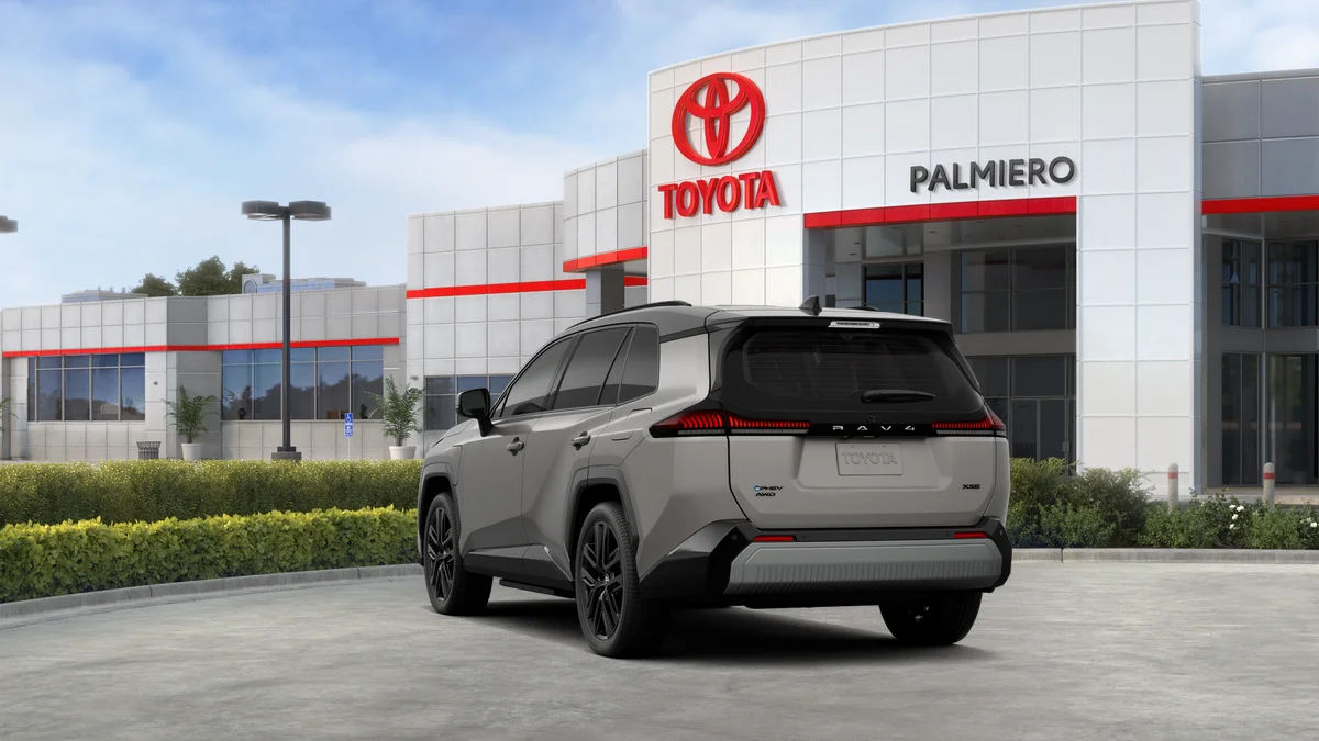 New 2026 Meteor Shower with Midnight Black Metallic roof Toyota XSE image 7