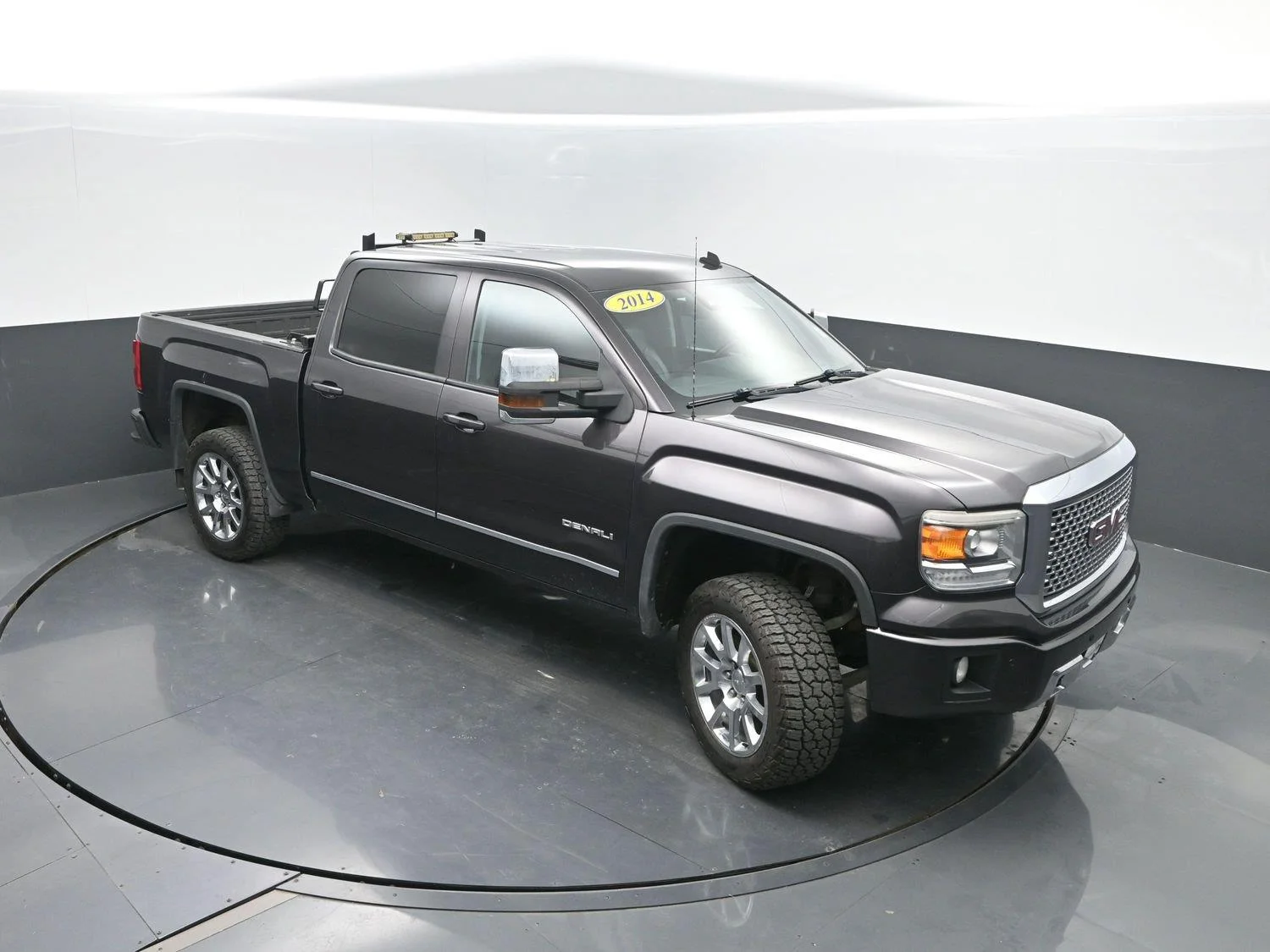 Used 2014 Iridium Metallic GMC Denali image 38