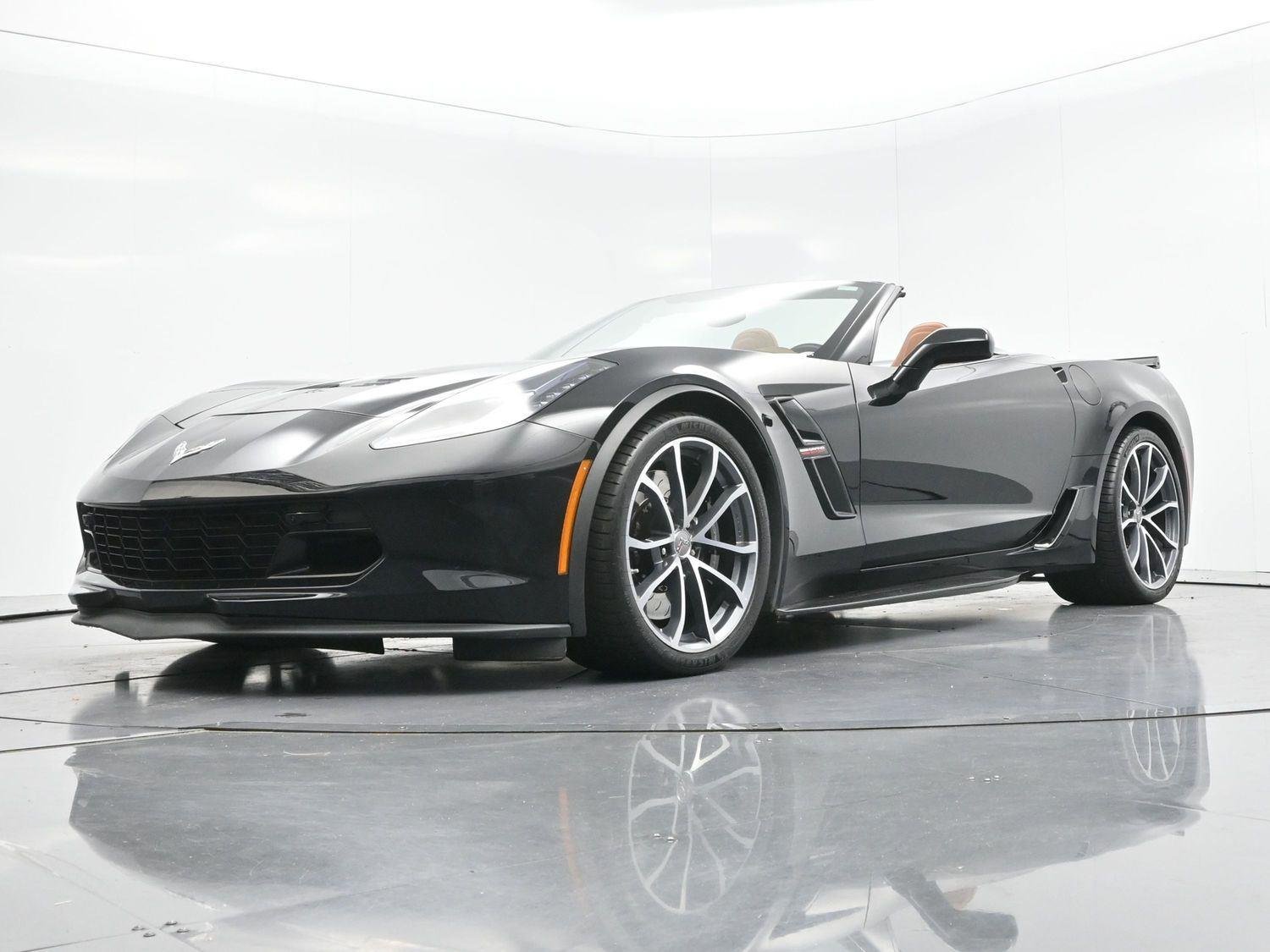 Used 2019 BLACK Chevrolet Grand Sport 2LT image 48