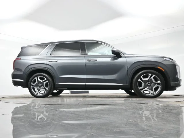Used 2025 Steel Graphite Hyundai SEL Premium 8P image 33