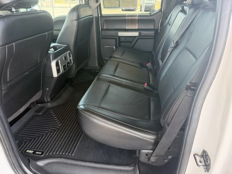 Used 2017 White Platinum Me Ford XL image 20