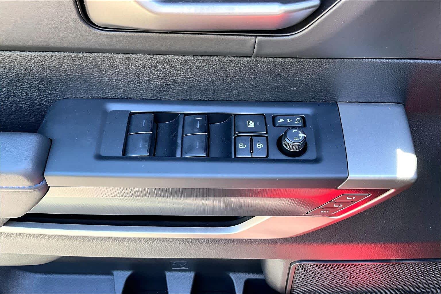 2026 Toyota Sequoia Platinum - Photo 20