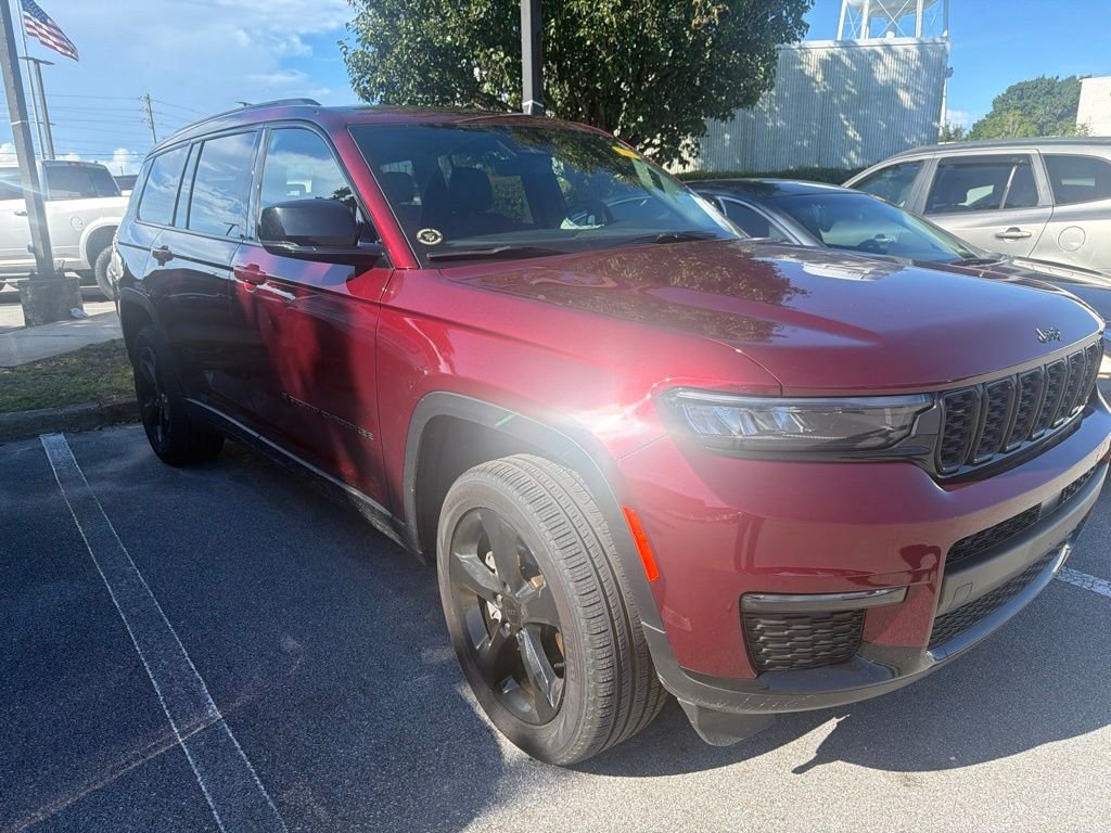 Used 2025 Red Jeep Limited image 1