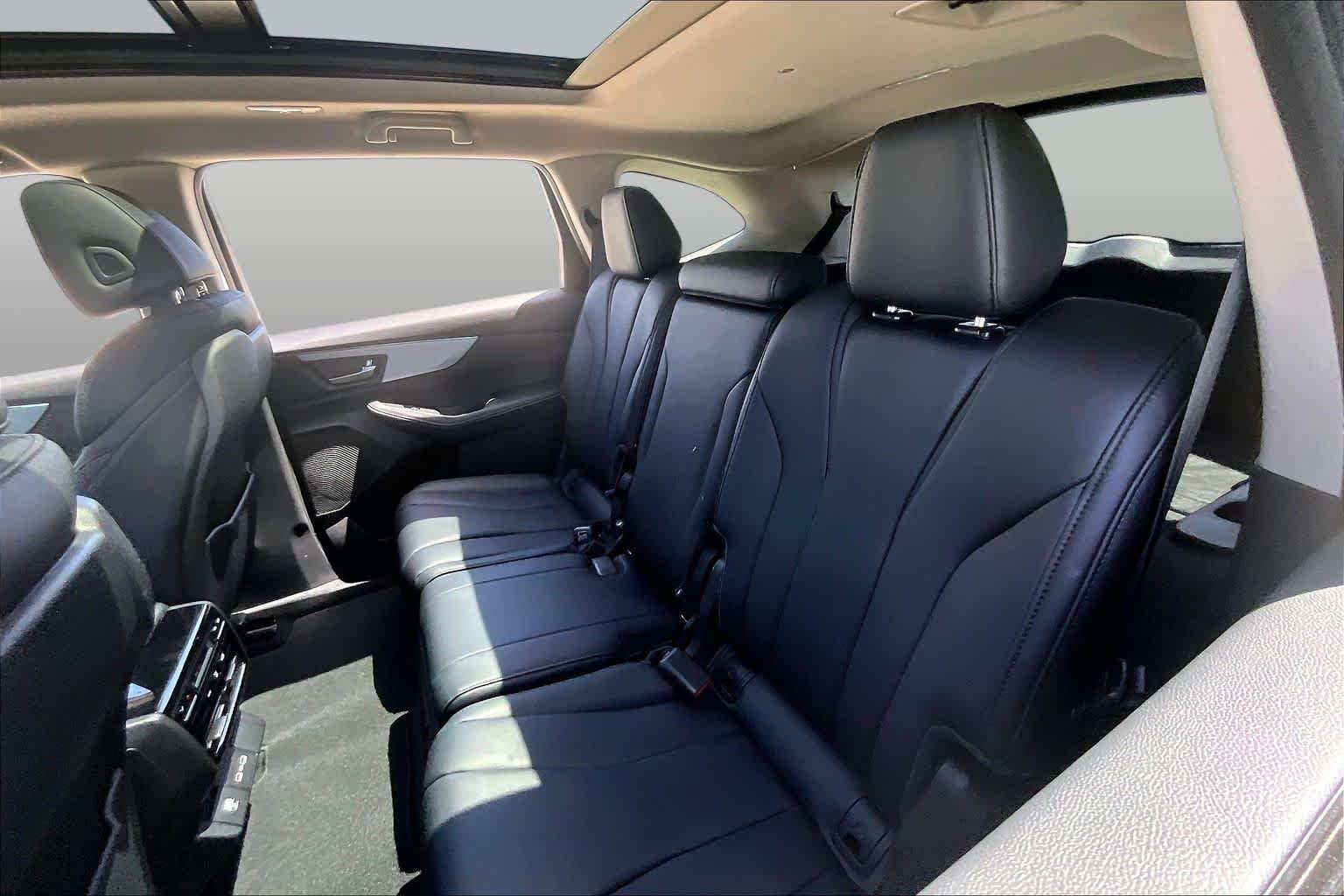 Used 2024 Liquid Carbon Metallic Acura  image 19