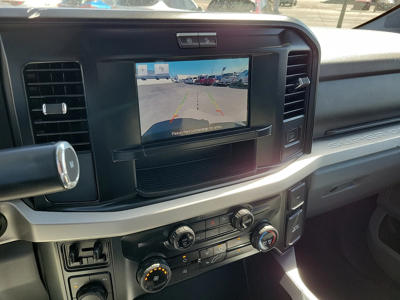 Certified Used 2025 Oxford White Ford XLT image 21