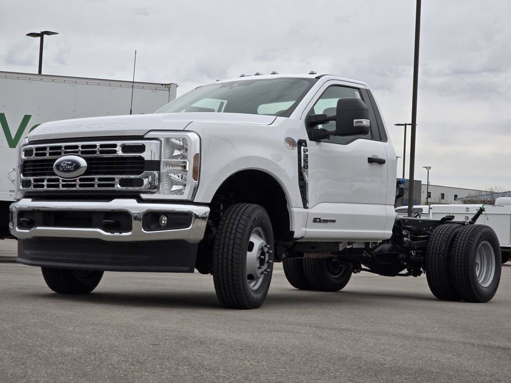 New 2026 Oxford White Ford XL image 18
