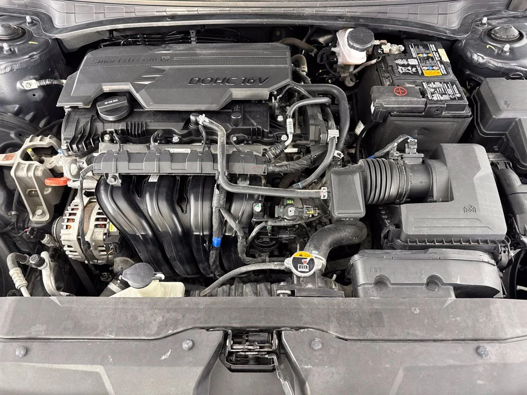 Used 2022 Gray Hyundai SEL image 19