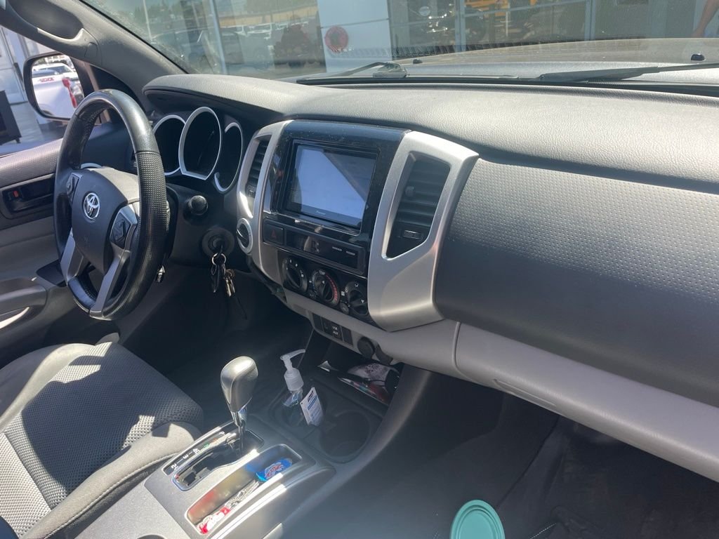 Used 2014 Magnetic Gray Metallic Toyota Base image 4