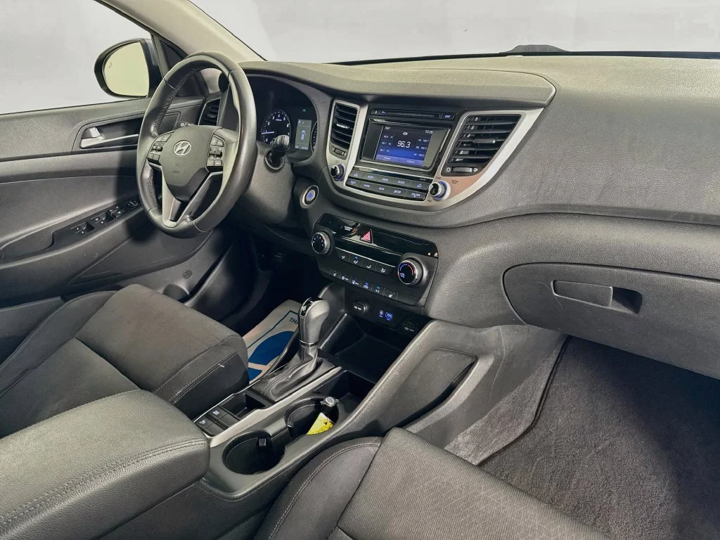Used 2016 Coliseum Gray Hyundai Sport image 36