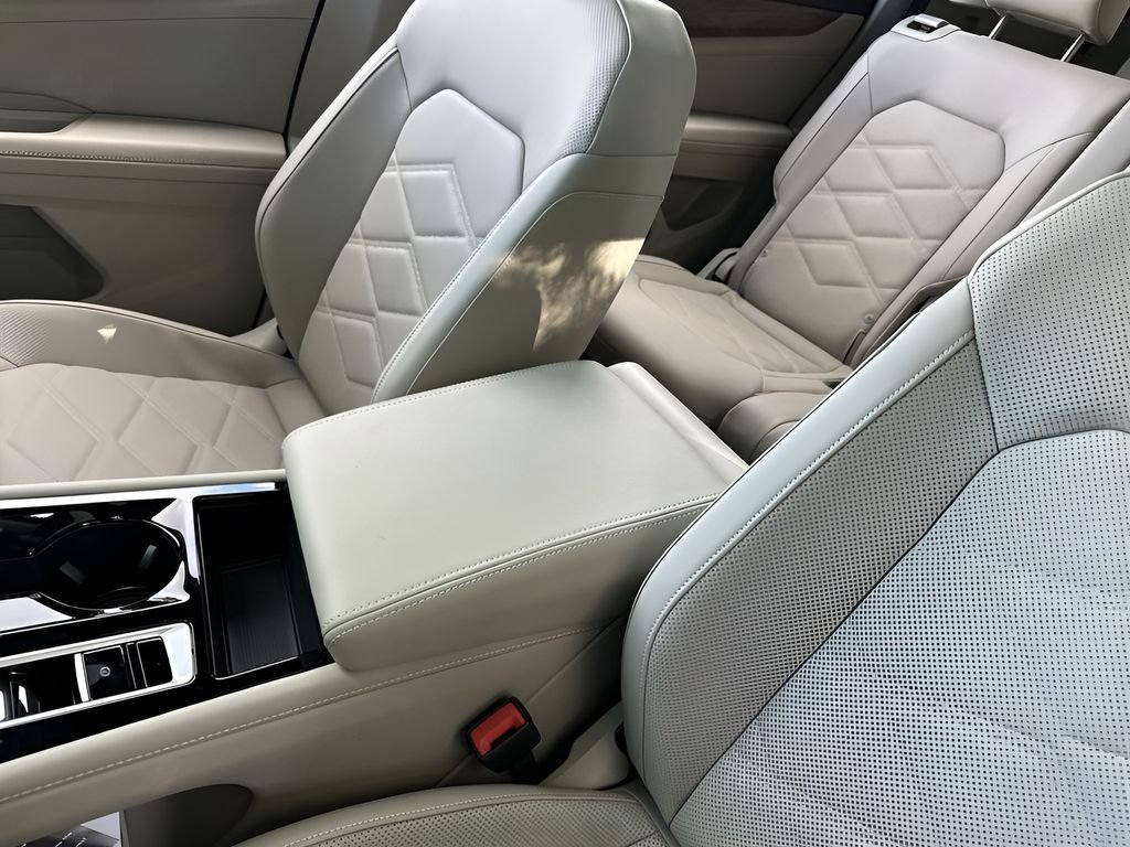 2026 Volkswagen Atlas SE w/Tech - Photo 21