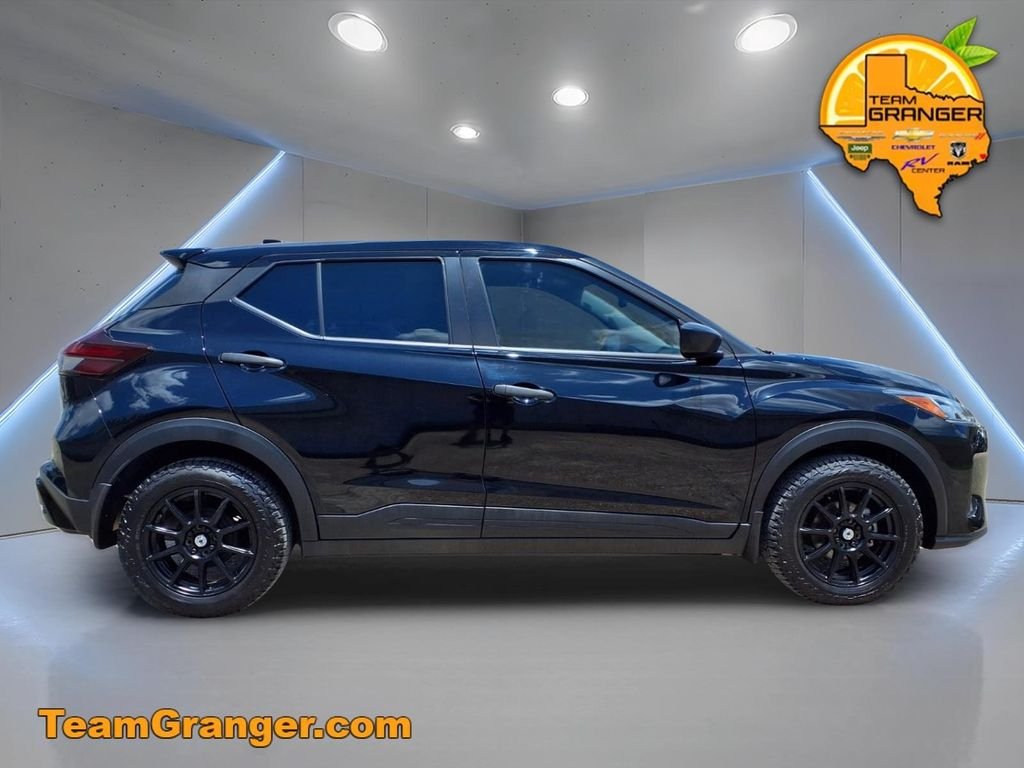 Used 2023 Black Nissan S image 5