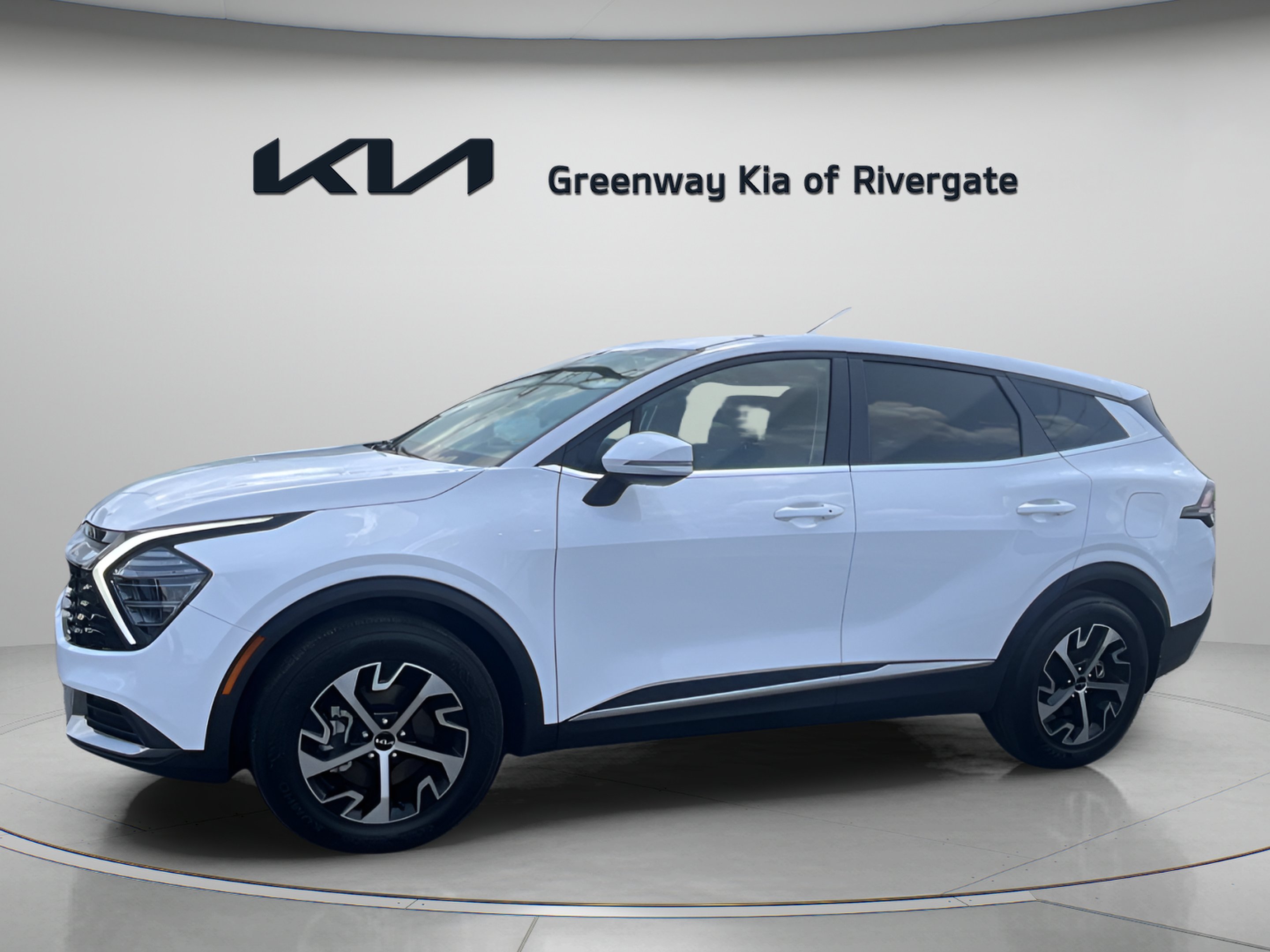 Used 2025 Glacial White Pearl Kia EX image 4
