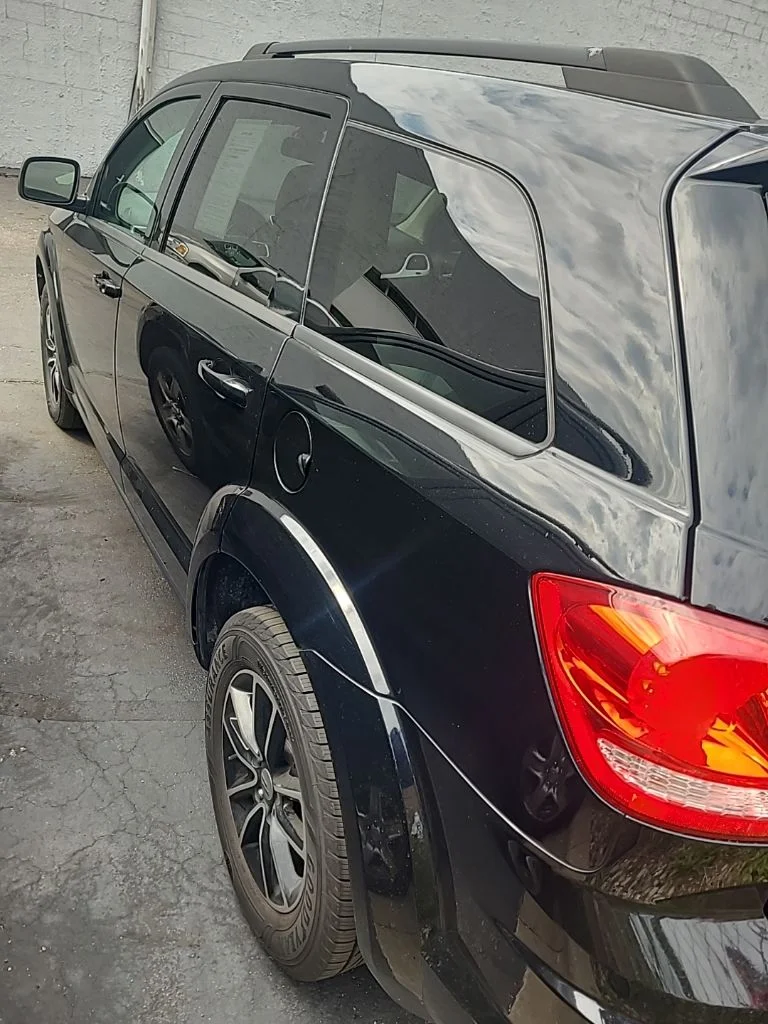 Used 2018 Black Dodge SE image 4