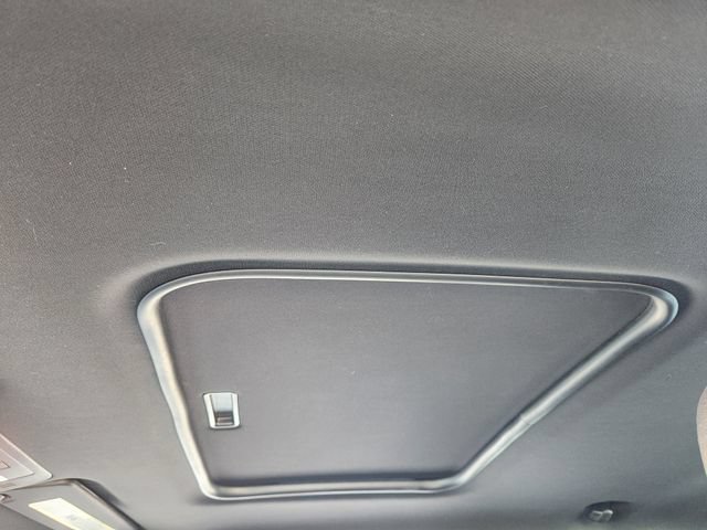 Used 2015 SUMMIT WHITE Chevrolet LT image 38