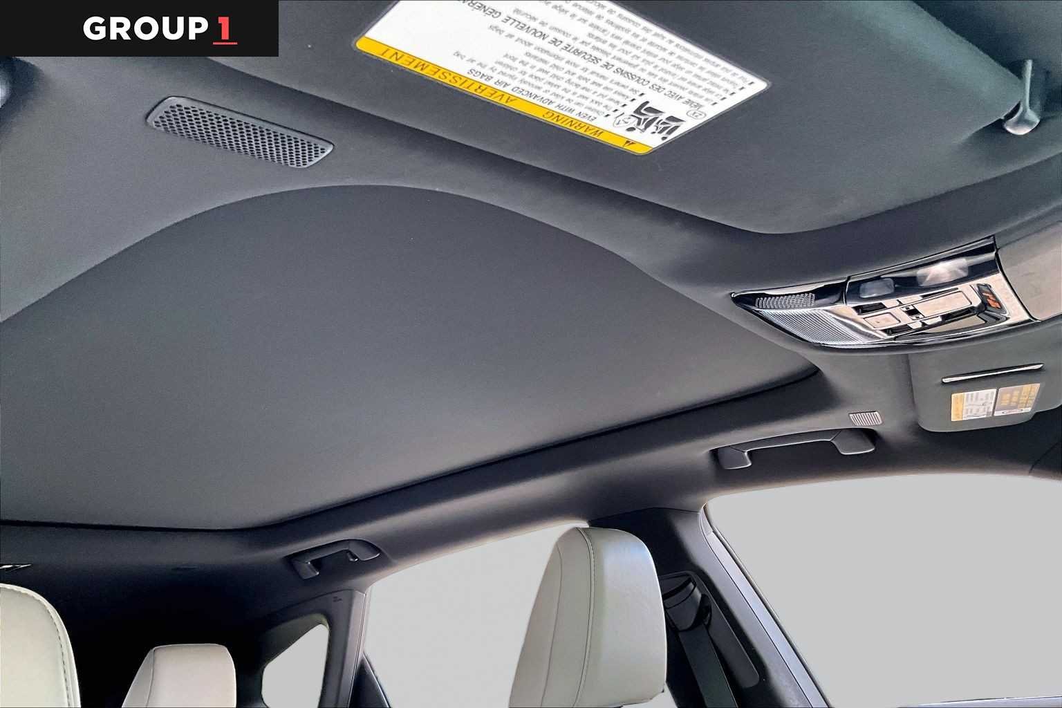 Used 2023 Iridium Lexus Premium Plus image 12