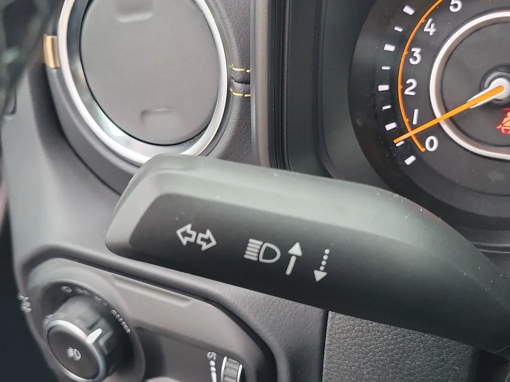 2026 Jeep Wrangler 4-Door Sahara - Photo 14